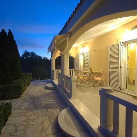 Βίλα Extraordinary Marija In Kastela *