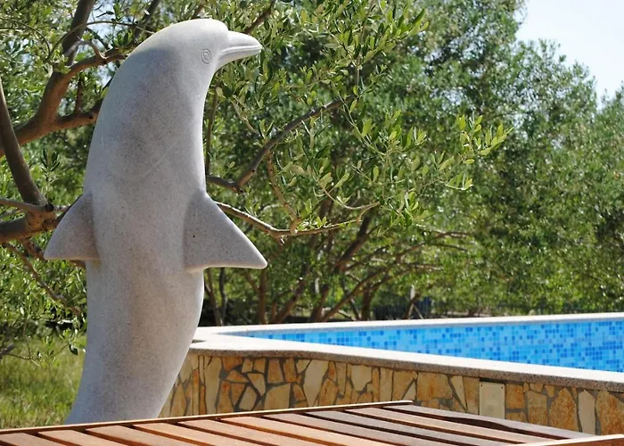 Villa Extraordinary Marija In Kastela