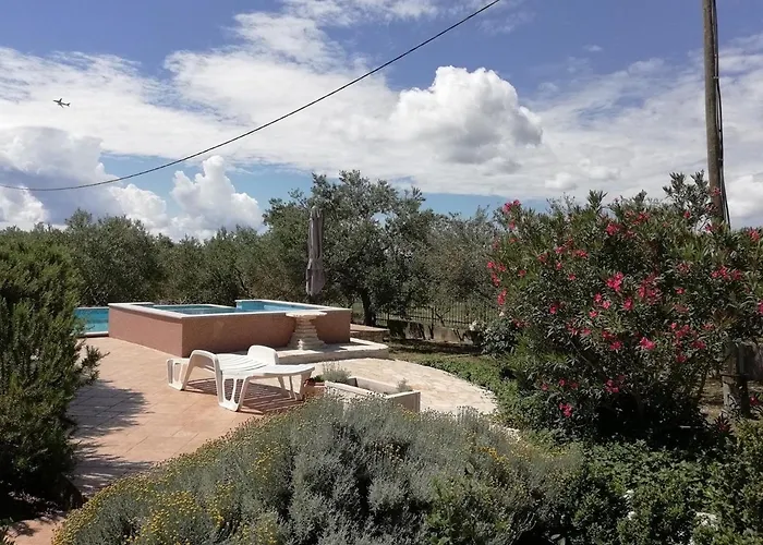 Extraordinary Marija In Kastela Villa