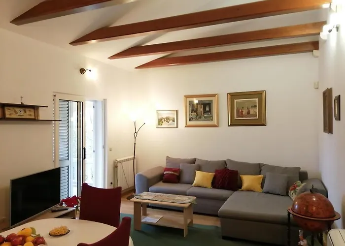 Villa Extraordinary Marija In Kastela Kaštel Novi